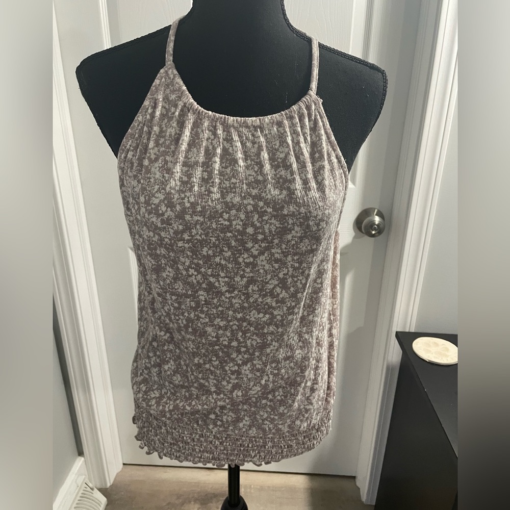 Daytrip mauve, white floral smocked bottom comfy halter like top in small